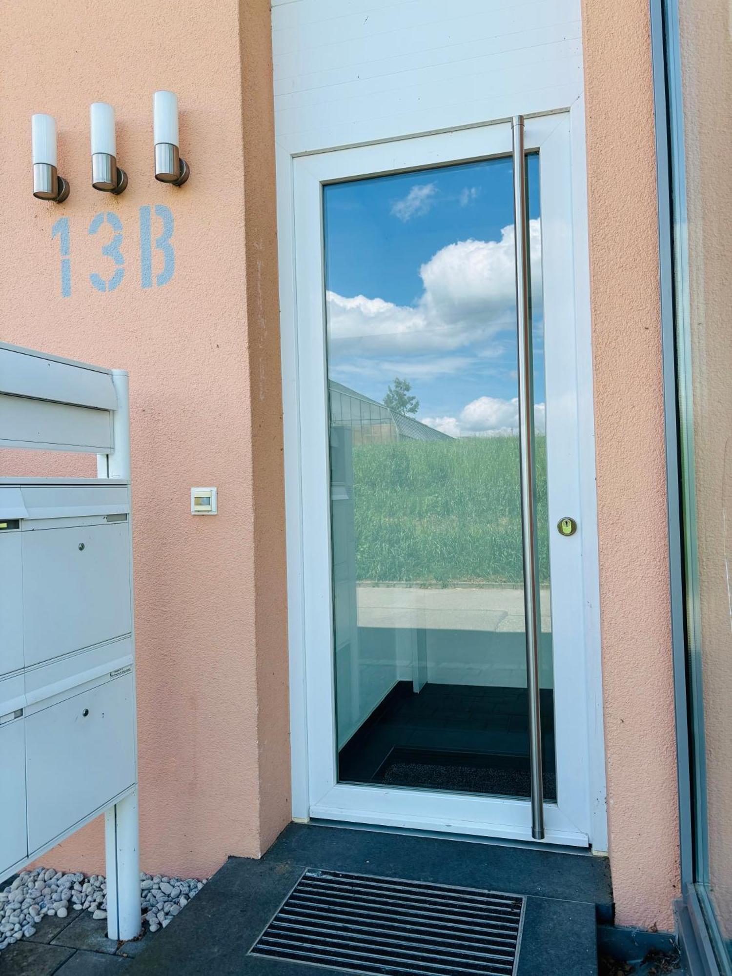 Lake View 110Sqm In/Outdoor Living Entire Apartment With 2 Bedrooms 라이헤나우 외부 사진